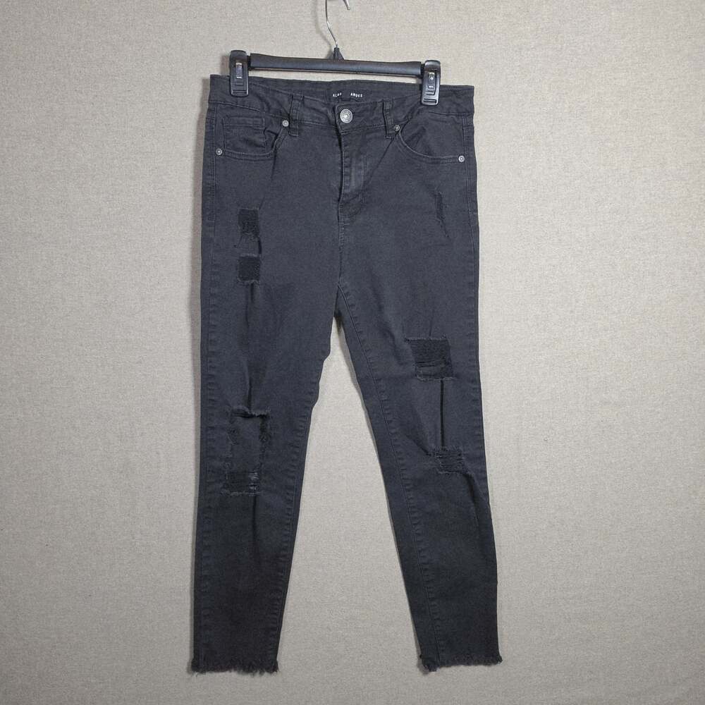 Almost Famous Black Stretch distressed Skinny Jeans Womens juniors Size 11